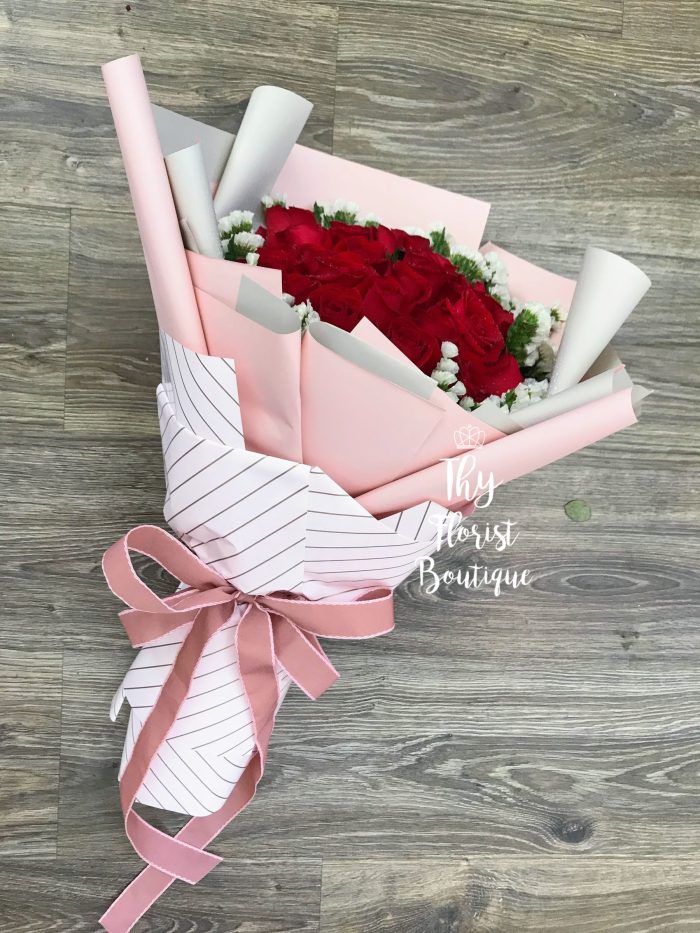 Hand bouquet 24s