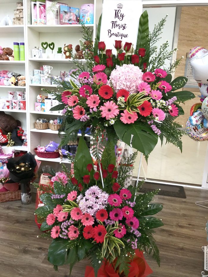 Opening Flower Stand 6