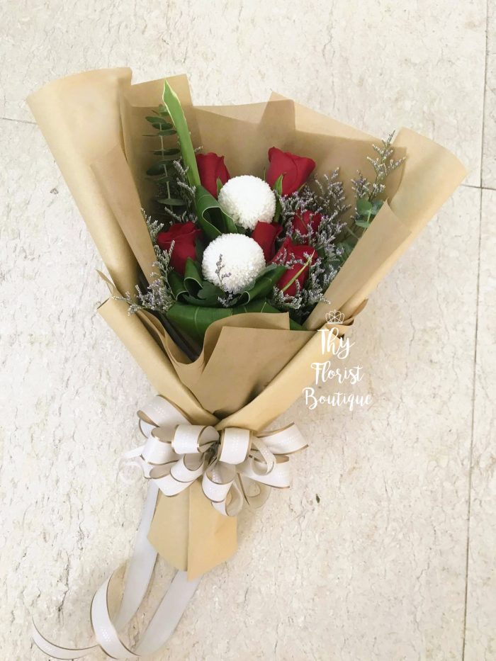 Hand Bouquet ‘Poppy’