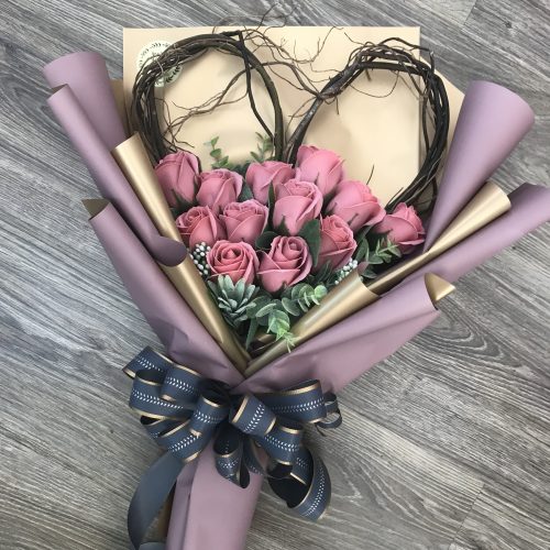 Artificial roses ‘Maia’