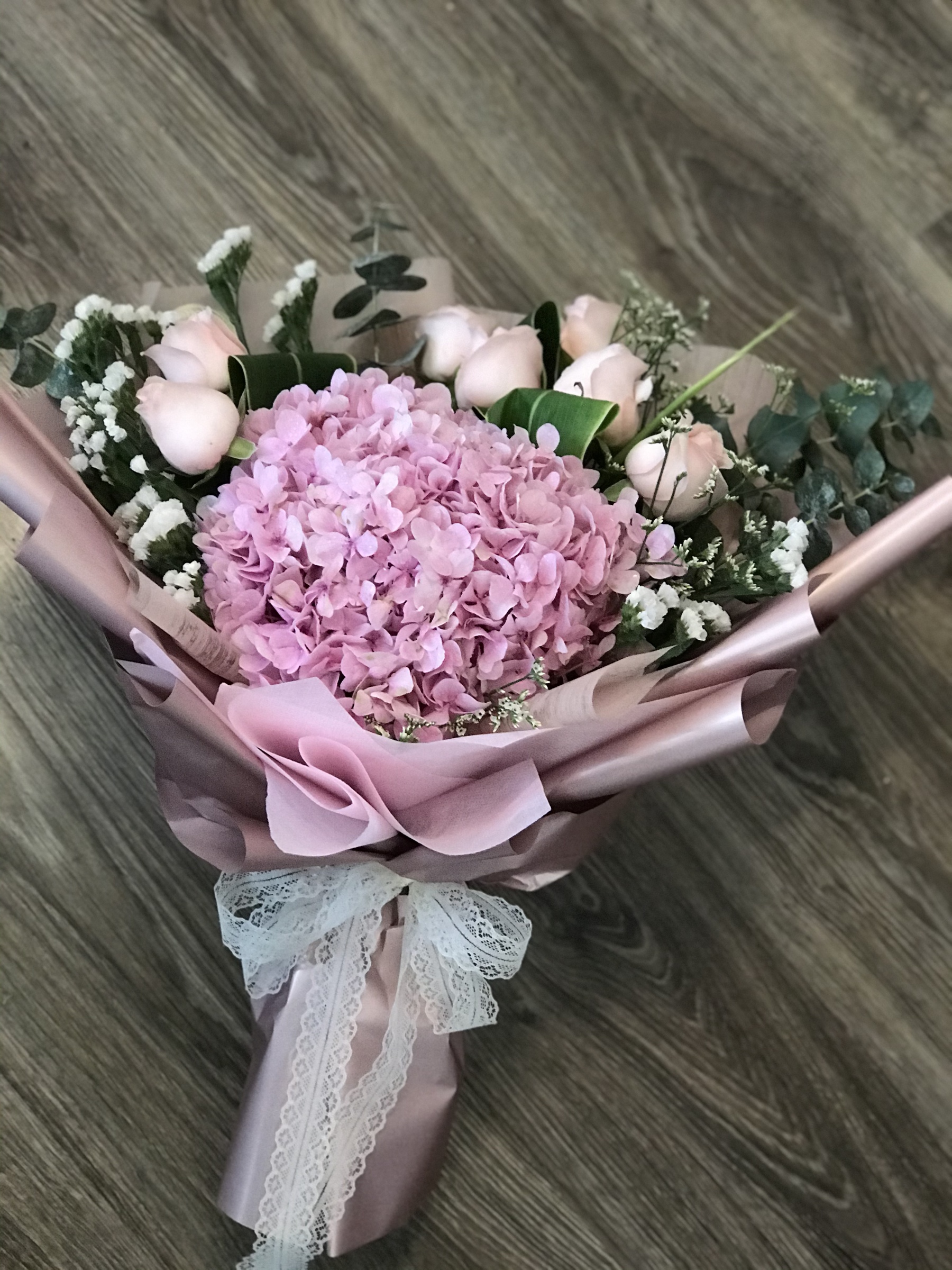 Hand Bouquet ‘Harlow’