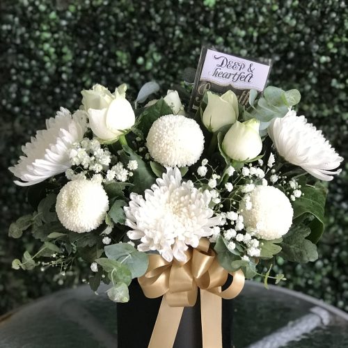 Condolences flower box ‘Gillian’
