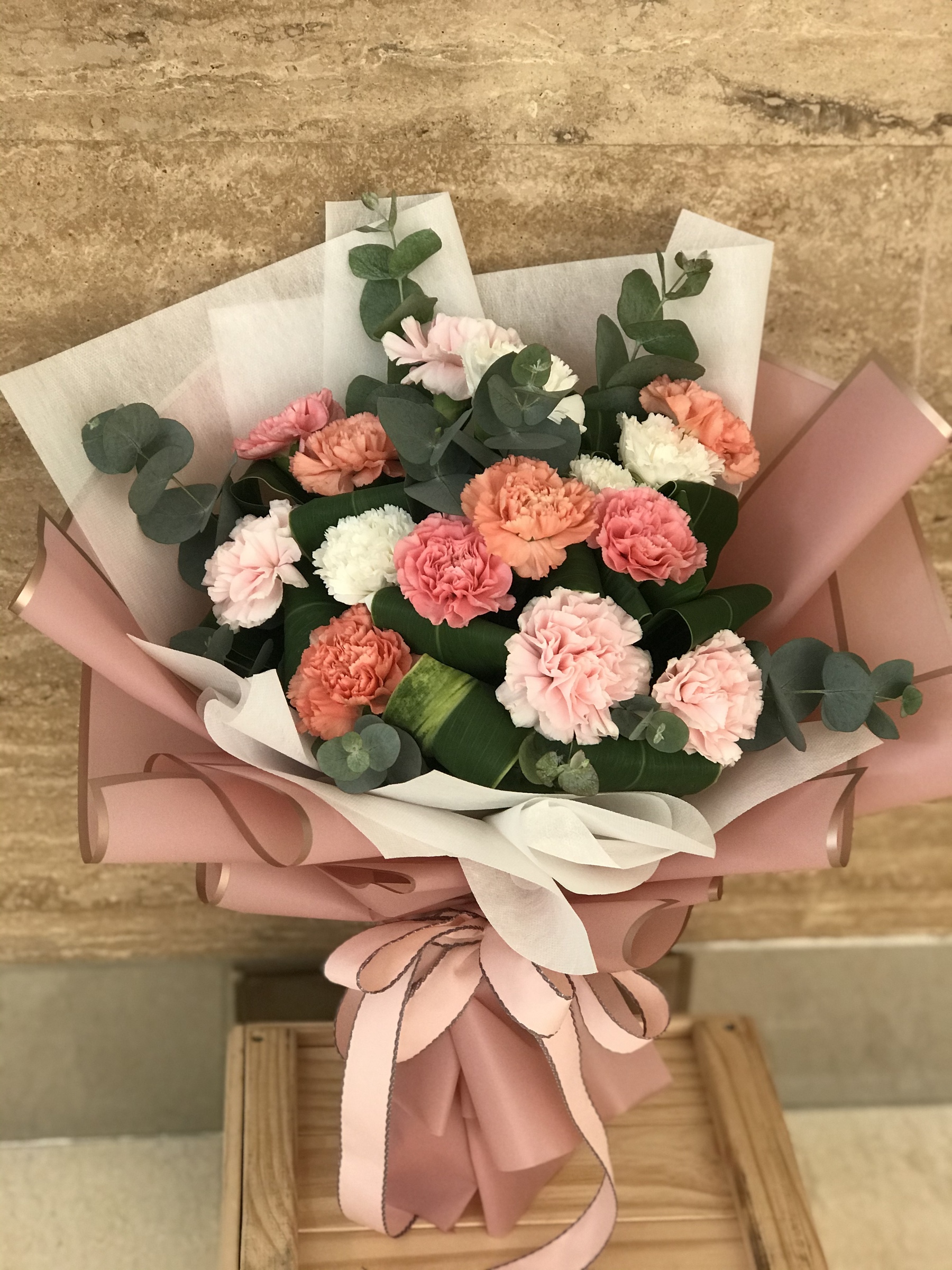 Hand Bouquet ‘Jersey’ - Image 2