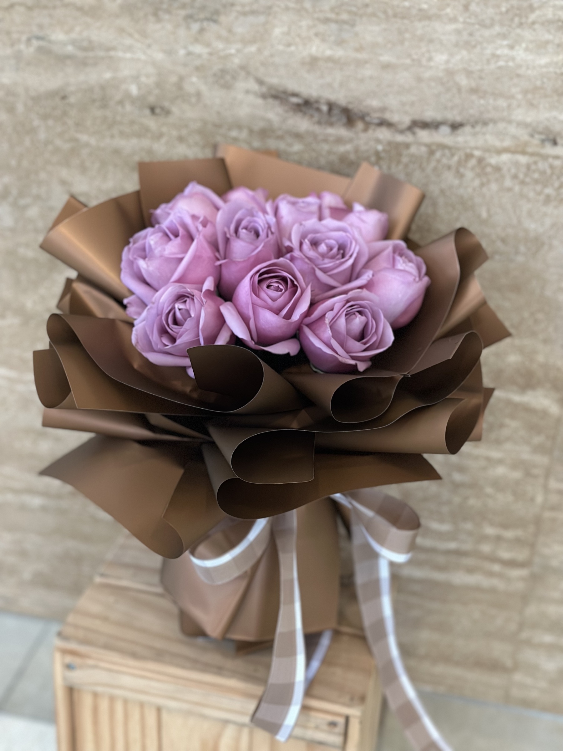 HB Lily & Roses lll - Image 3