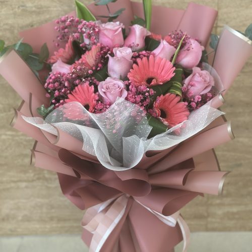 Hand Bouquet ‘Scarlett’