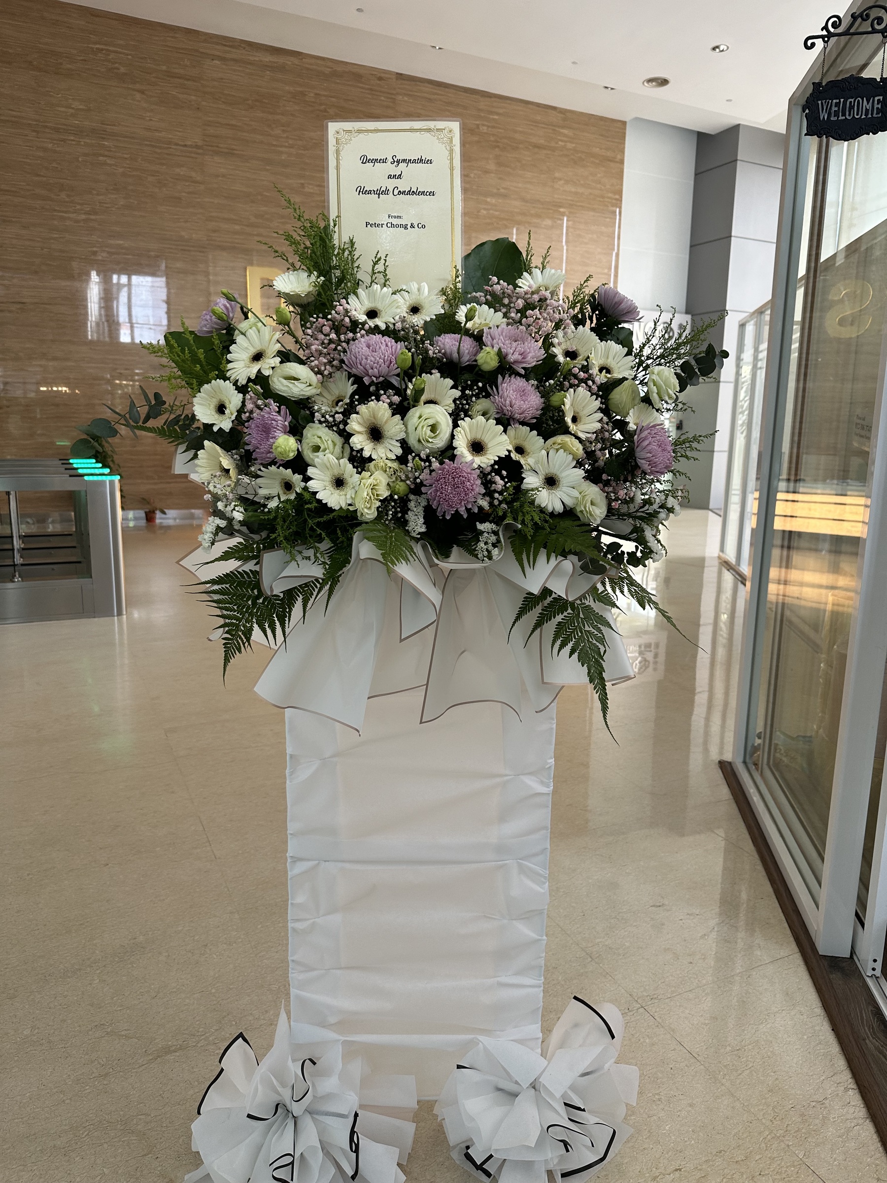 Condolences flower ‘Hania’